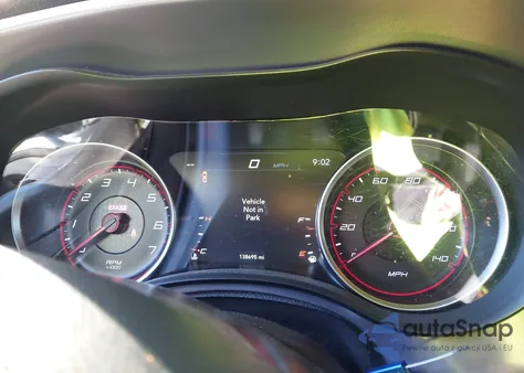 2019 Dodge Charger Sxt Rwd z USA, uszkodzony, nr VIN 2C3CDXBG2KH699218